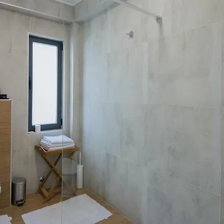 Royal 2 Podstrana Tatil Evi