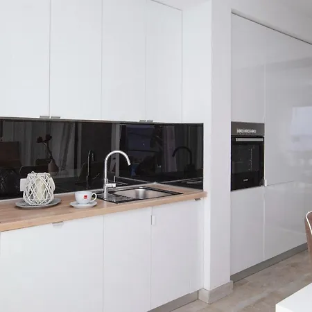 Royal 2 Podstrana Tatil Evi
