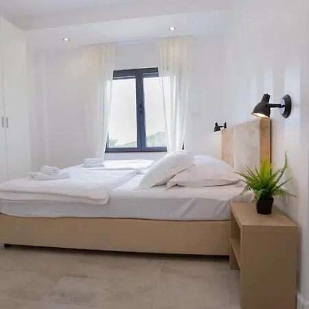 Royal 2 Podstrana Holiday home